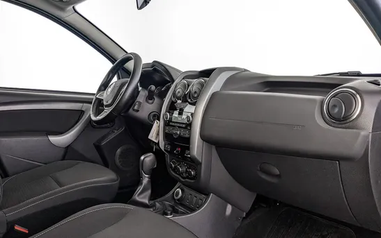 Renault Duster 2.00 автоматическая, фото №1