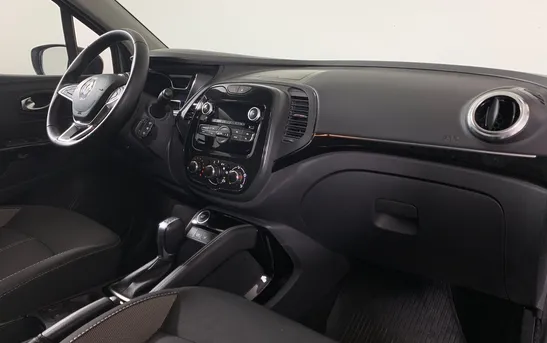 Renault Kaptur 1.60 вариатор, фото №1